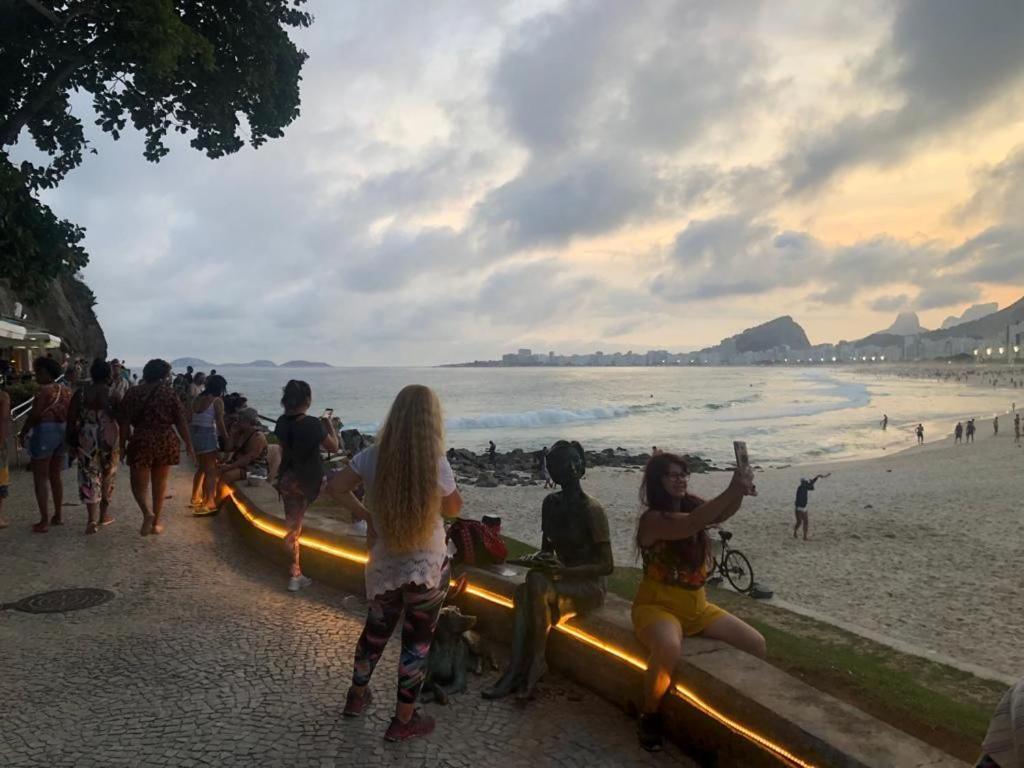 Copacabana Rua Tranquila E Arborizada Perto De Tudo Posto 2 Rio de Janeiro Zewnętrze zdjęcie